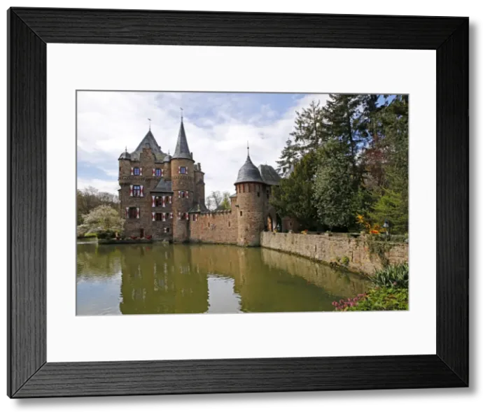 Framed Print : Satzvey Castle near Mechernich, Eifel, North Rhine-Westphalia, Germany, Europe Framed Print : Satzvey Castle near Mechernich, Eifel, North Rhine-Westphalia, Germany, Europe