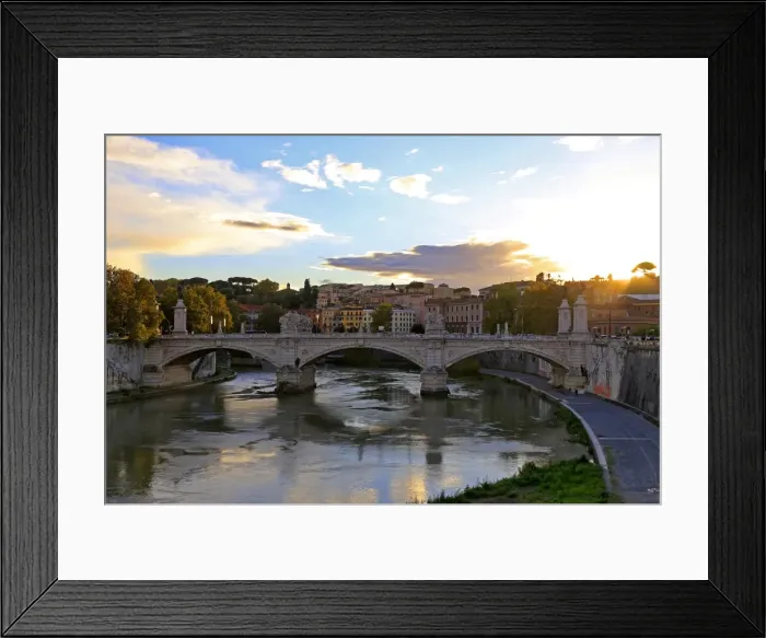 Framed Print : Tiber River, Rome, Lazio, Italy, Europe Framed Print : Tiber River, Rome, Lazio, Italy, Europe
