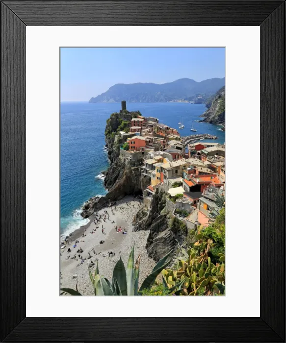 Framed Print : Vernazza, Italian Riviera, Cinque Terre, UNESCO World Heritage Site, Liguria, Italy Framed Print : Vernazza, Italian Riviera, Cinque Terre, UNESCO World Heritage Site, Liguria, Italy