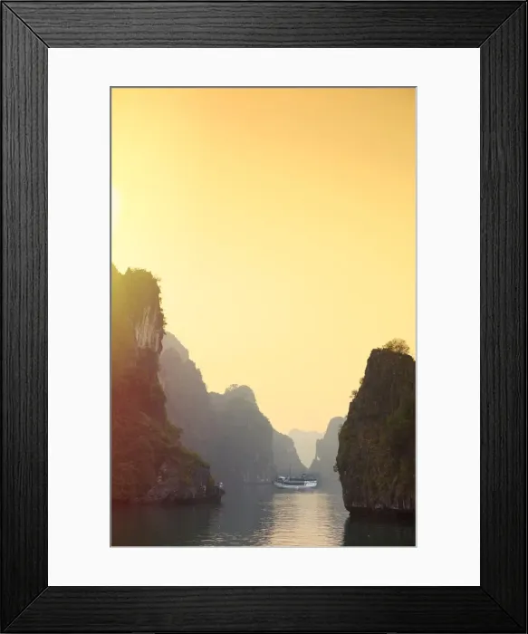 Framed Print : Boats on Halong Bay at sunset, UNESCO World Heritage Site, Vietnam, Indochina, Southeast Asia Framed Print : Boats on Halong Bay at sunset, UNESCO World Heritage Site, Vietnam, Indochina, Southeast Asia