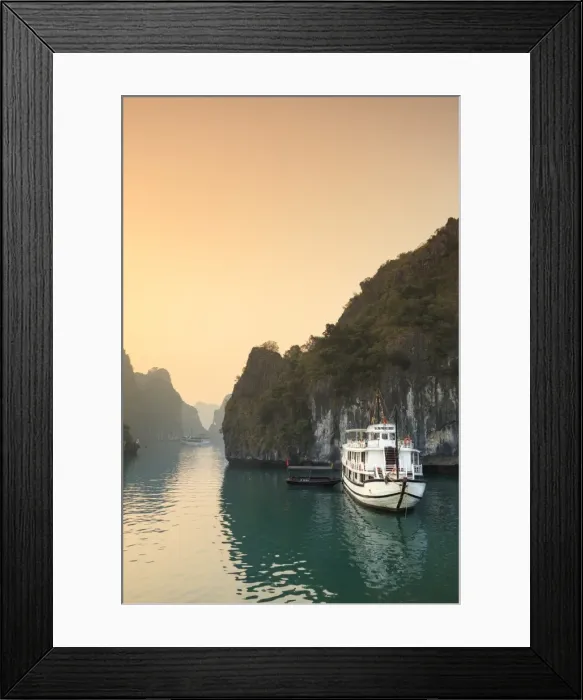 Framed Print : Boats on Halong Bay at dawn, UNESCO World Heritage Site, Vietnam, Indochina, Southeast Asia Framed Print : Boats on Halong Bay at dawn, UNESCO World Heritage Site, Vietnam, Indochina, Southeast Asia