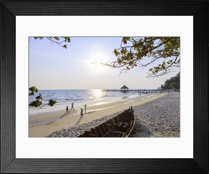 Framed Print : City beach and pier, Sihanoukville, Cambodia, Indochina, Southeast Asia, Asia Framed Print : City beach and pier, Sihanoukville, Cambodia, Indochina, Southeast Asia, Asia
