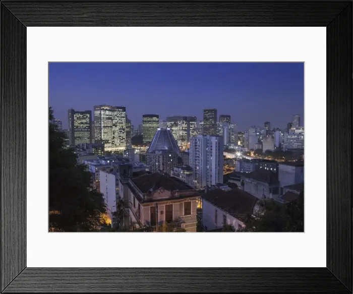 Framed Print : View of the skyscrapers of the city centre and central business district, wiith Santa Framed Print : View of the skyscrapers of the city centre and central business district, wiith Santa