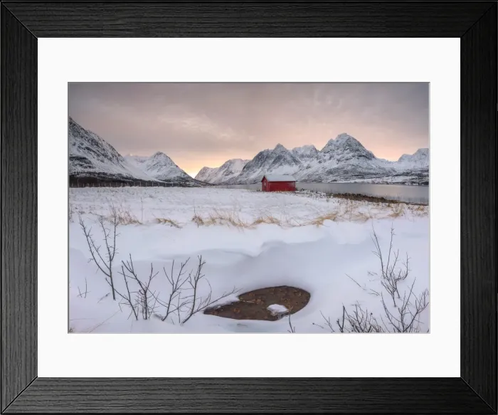 Framed Print : Panorama of pink sky at dawn on the wooden hut surrounded by frozen sea and snowy peaks Framed Print : Panorama of pink sky at dawn on the wooden hut surrounded by frozen sea and snowy peaks