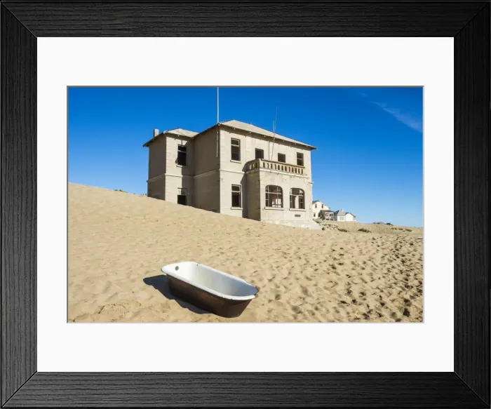 Framed Print : Bathtub standing in the desert, old diamond ghost town, Kolmanskop (Colemans Hill) Framed Print : Bathtub standing in the desert, old diamond ghost town, Kolmanskop (Colemans Hill)