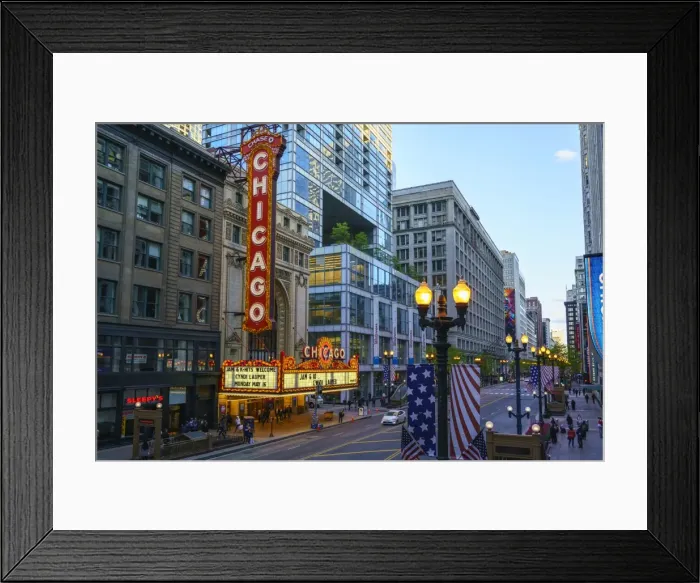 Framed Print : The Chicago Theatre on North State Street, Chicago, Illinois, United States of America Framed Print : The Chicago Theatre on North State Street, Chicago, Illinois, United States of America
