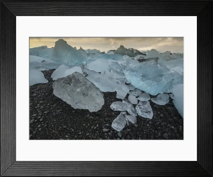 Framed Print : Icebergs on Jokulsarlon Black Sand Beach, Iceland, Polar Regions Framed Print : Icebergs on Jokulsarlon Black Sand Beach, Iceland, Polar Regions