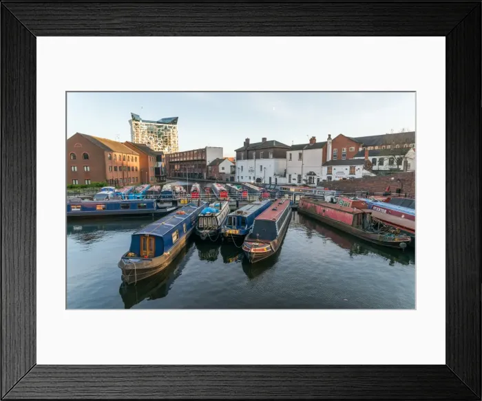 Framed Print : Houseboats on the Gas Street Canal Basin in the heart of Birmingham, England, United Kingdom Framed Print : Houseboats on the Gas Street Canal Basin in the heart of Birmingham, England, United Kingdom