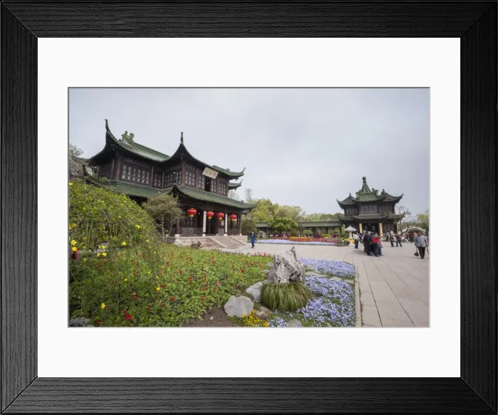 Framed Print : Slender West Lake, Yangzhou, Jiangsu province, China, Asia Framed Print : Slender West Lake, Yangzhou, Jiangsu province, China, Asia