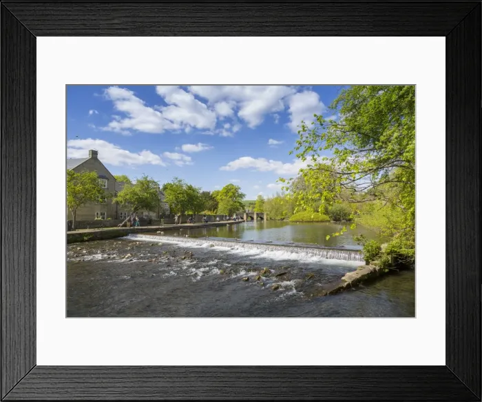 Framed Print : View of River Wye flowing through Bakewell, Derbyshire Dales, Derbyshire, England Framed Print : View of River Wye flowing through Bakewell, Derbyshire Dales, Derbyshire, England