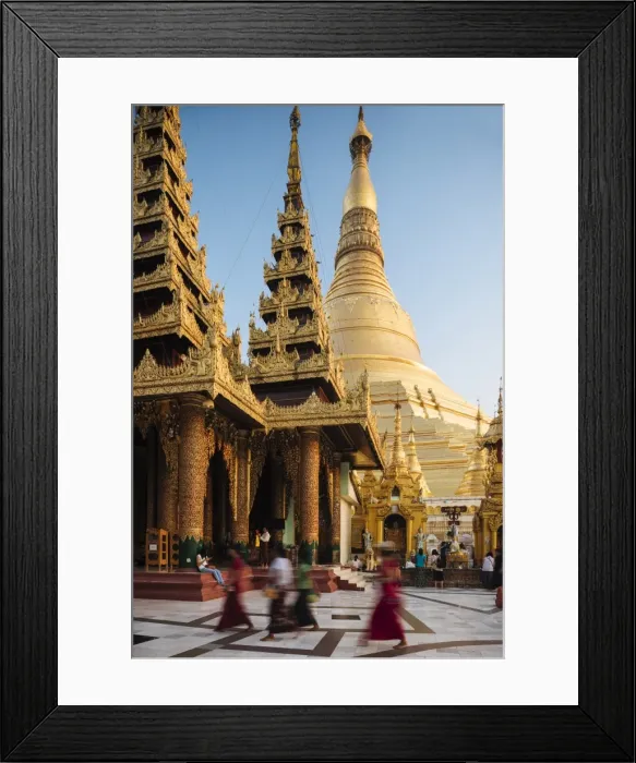 Framed Print : Shwedagon Pagoda, Yangon (Rangoon), Myanmar (Burma), Asia Framed Print : Shwedagon Pagoda, Yangon (Rangoon), Myanmar (Burma), Asia