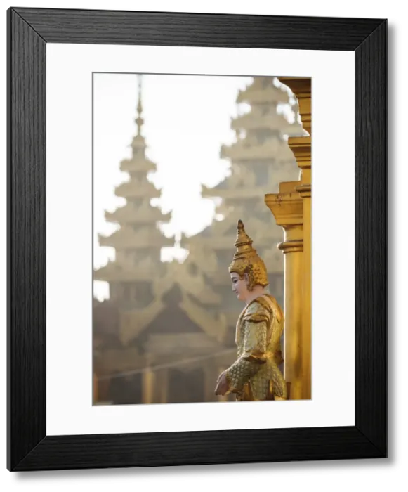 Framed Print : Shwedagon Pagoda, Yangon (Rangoon), Myanmar (Burma), Asia Framed Print : Shwedagon Pagoda, Yangon (Rangoon), Myanmar (Burma), Asia