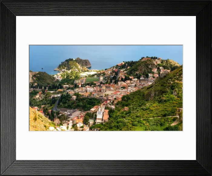 Framed Print : Taormina, Sicily, Italy, Mediterranean, Europe Framed Print : Taormina, Sicily, Italy, Mediterranean, Europe