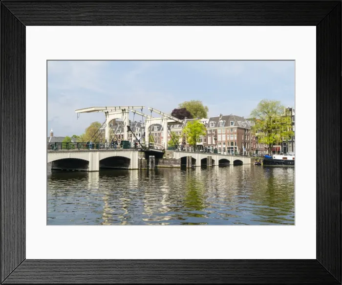 Framed Print : Magere Brug (the Skinny Bridge), Amsterdam, Netherlands, Europe Framed Print : Magere Brug (the Skinny Bridge), Amsterdam, Netherlands, Europe