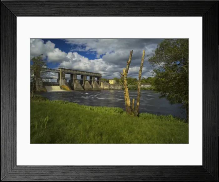 Framed Print : Parteen Weir, County Clare, Munster, Republic of Ireland, Europe Framed Print : Parteen Weir, County Clare, Munster, Republic of Ireland, Europe