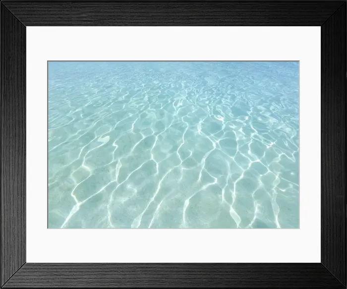 Framed Print : Crystal clear sea, Coco Palm resort, Dhuni Kolhu, Baa Atoll, Republic of Maldives Framed Print : Crystal clear sea, Coco Palm resort, Dhuni Kolhu, Baa Atoll, Republic of Maldives