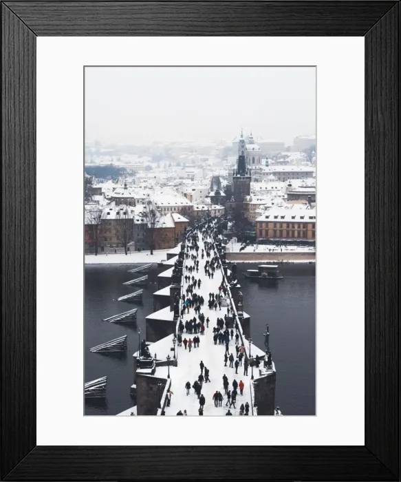 Framed Print : Charles Bridge over the Vltava River in winter, UNESCO World Heritage Site, Prague Framed Print : Charles Bridge over the Vltava River in winter, UNESCO World Heritage Site, Prague