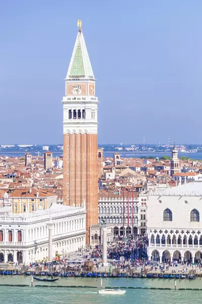 Campanile tower, and Palazzo Ducale (Doges Palace), St. Marks Square (Piazza San Marco)