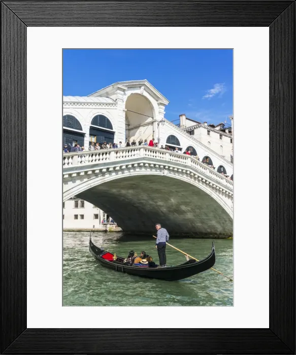 Framed Print : Venice gondola with tourists going under the Rialto bridge (Ponte del Rialto), Grand Canal Framed Print : Venice gondola with tourists going under the Rialto bridge (Ponte del Rialto), Grand Canal
