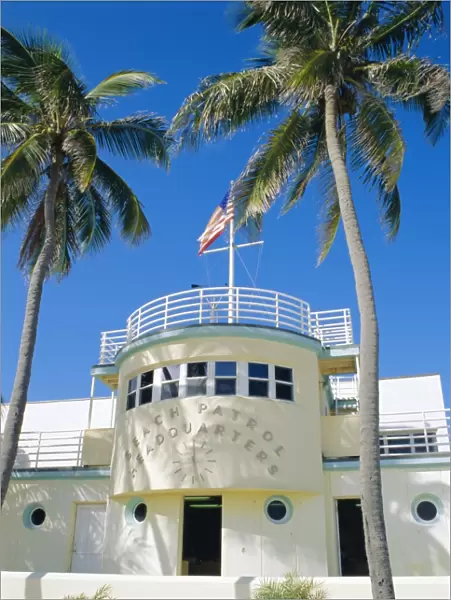 Art Deco lifeguard headquarters
