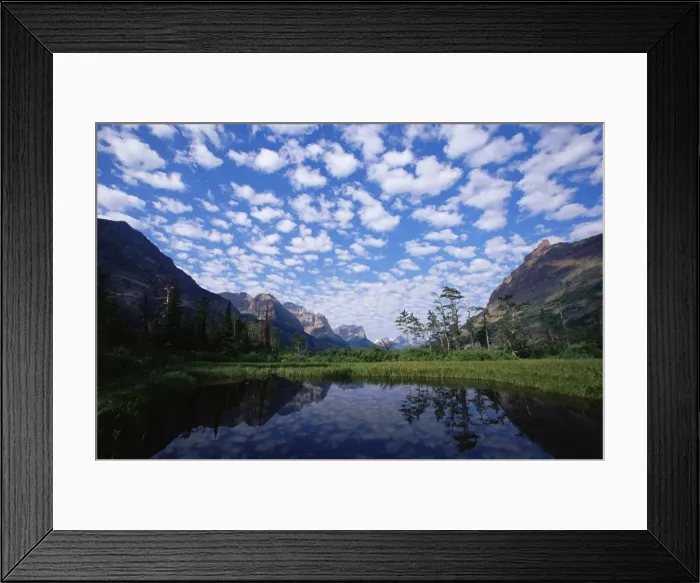 Framed Print : Pond next to St Framed Print : Pond next to St