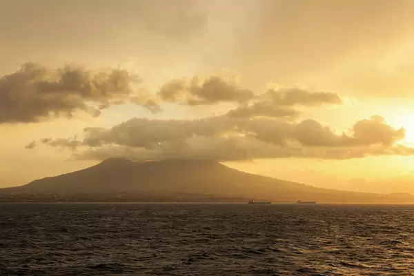 Mount Vesuvius at sunrise, Bay of Naples, Naples, Campania, Italy, Europe