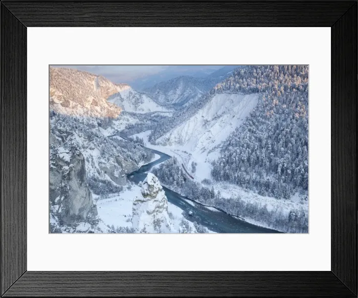 Framed Print : Transit of the Red Train in the deep Rhine Gorge, Rhein Gorge (Ruinaulta), Flims Framed Print : Transit of the Red Train in the deep Rhine Gorge, Rhein Gorge (Ruinaulta), Flims