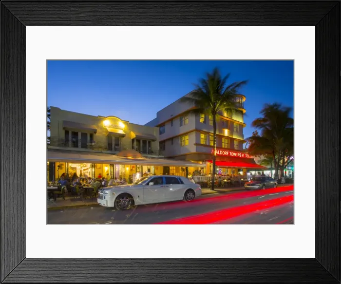 Framed Print : Ocean Drive and Art Deco architecture at dusk, South Beach, Miami Beach, Miami, Florida Framed Print : Ocean Drive and Art Deco architecture at dusk, South Beach, Miami Beach, Miami, Florida