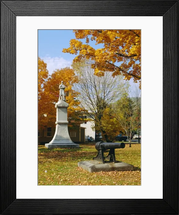 Framed Print : Statue commemorating the War of Independance Framed Print : Statue commemorating the War of Independance