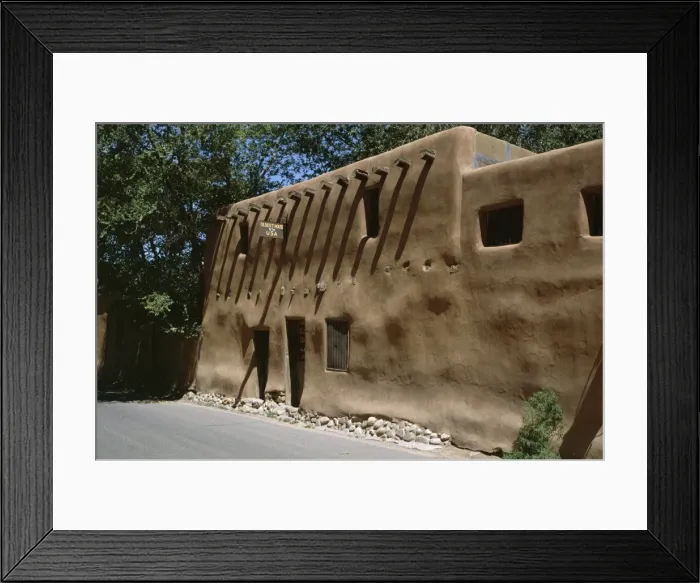 Framed Print : Adobe house in Barrio de Amalco Framed Print : Adobe house in Barrio de Amalco