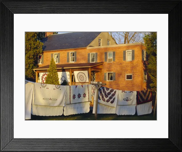 Framed Print : House in Amish village Framed Print : House in Amish village