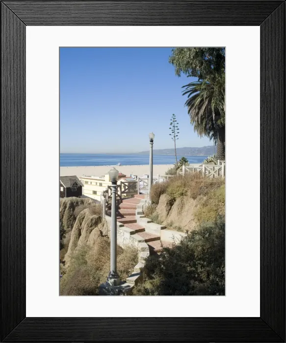 Framed Print : View from palisades down to beach Framed Print : View from palisades down to beach