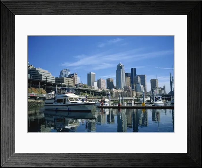 Framed Print : The harbour and city skyline Framed Print : The harbour and city skyline