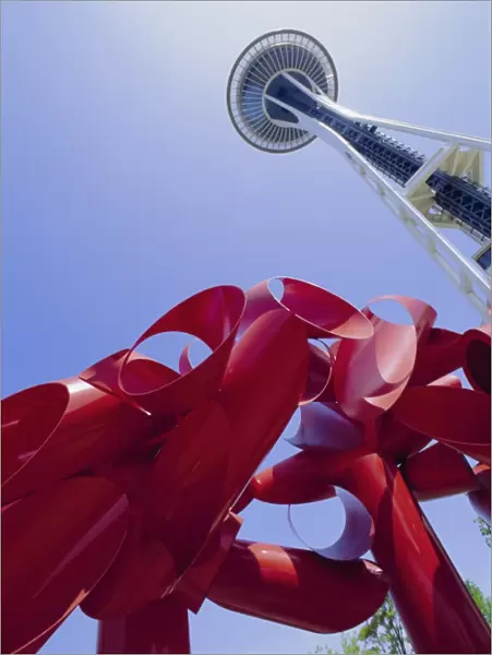 Modern sculpture and Space Needle
