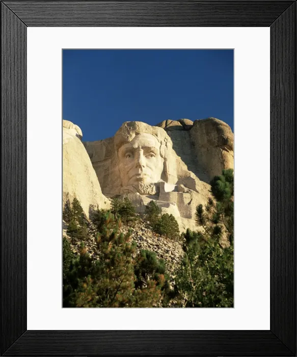 Framed Print : The giant head of President Abraham Lincoln Framed Print : The giant head of President Abraham Lincoln