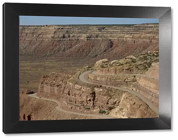 The Mokee Dugway road descends from Cedar Mesa