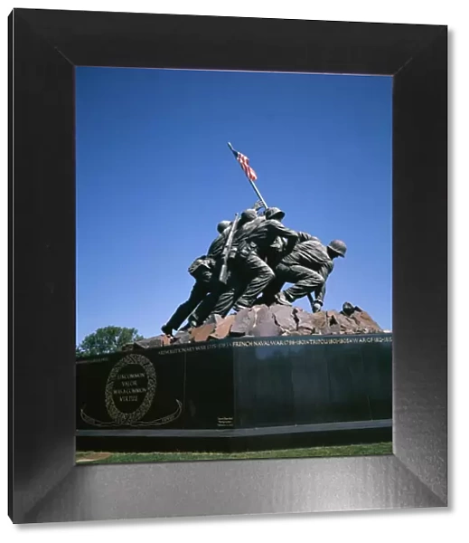 Iwo Jima War Memorial to the U
