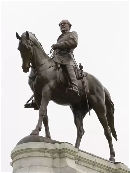 mcs0127. Lee statue, Monument Avenue, Richmond