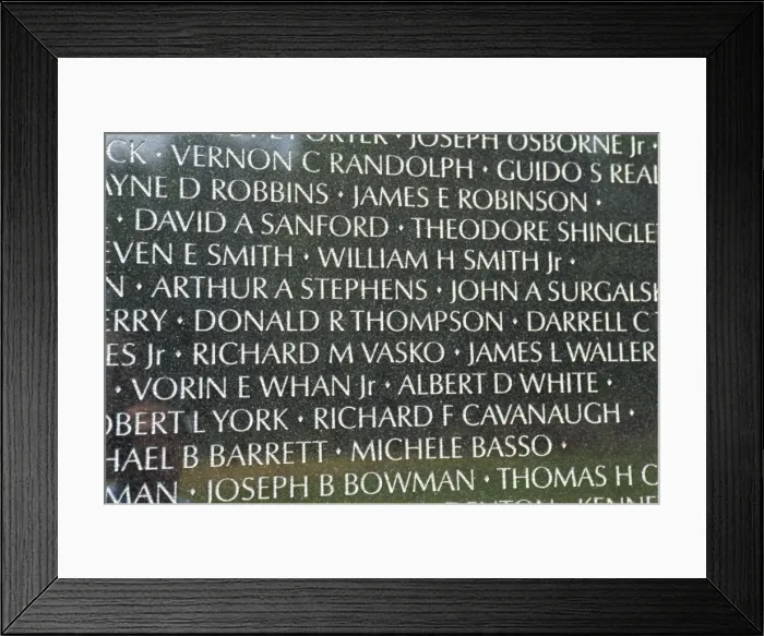 Framed Print : Vietnam War Memorial, Washington D Framed Print : Vietnam War Memorial, Washington D