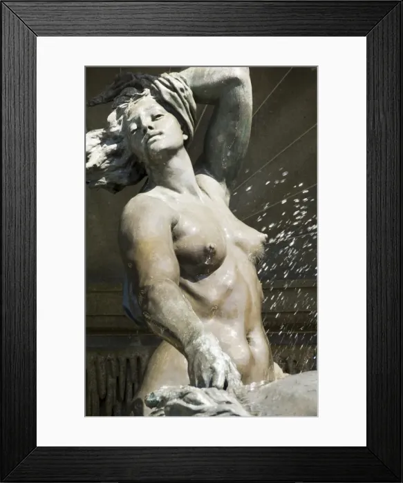 Framed Print : Fountains at the Library of Congress, Washington D Framed Print : Fountains at the Library of Congress, Washington D