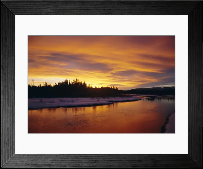 Framed Print : Sunset over a warm river in winter Framed Print : Sunset over a warm river in winter
