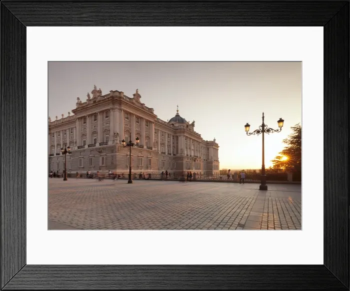 Framed Print : Royal Palace (Palacio Real) at sunset, Madrid, Spain, Europe Framed Print : Royal Palace (Palacio Real) at sunset, Madrid, Spain, Europe