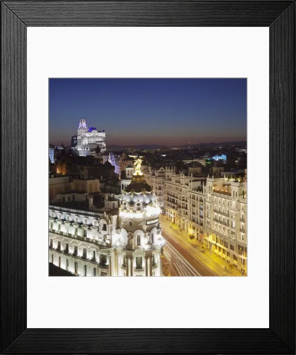 Framed Print : Edificio Metropolis, Architect Jules and Raymond Fevrier, Calle de Alcana, Madrid Framed Print : Edificio Metropolis, Architect Jules and Raymond Fevrier, Calle de Alcana, Madrid