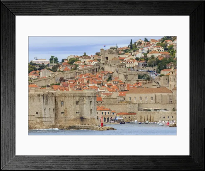 Framed Print : Old Town, ringed by defensive City Walls and Forts, from the sea, Dubrovnik, UNESCO Framed Print : Old Town, ringed by defensive City Walls and Forts, from the sea, Dubrovnik, UNESCO