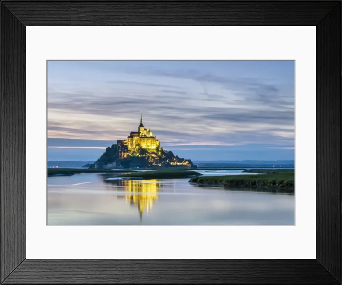Framed Print : Le Mont-Saint-Miichel at sunset, Manche, Normandy, France, Europe Framed Print : Le Mont-Saint-Miichel at sunset, Manche, Normandy, France, Europe