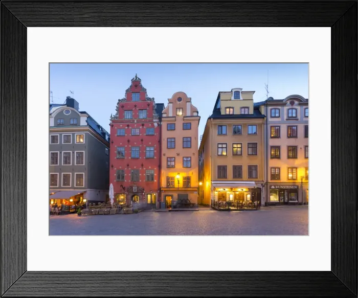 Framed Print : View of colourful buildings on Stortorget, Old Town Square in Gamla Stan at dusk Framed Print : View of colourful buildings on Stortorget, Old Town Square in Gamla Stan at dusk