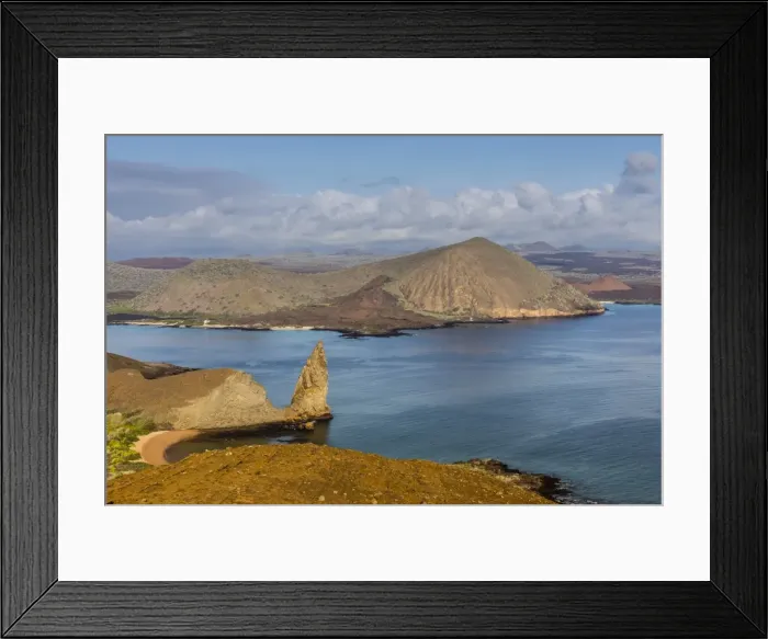 Framed Print : Sunrise over the lava flows on Bartolome Island, Galapagos, Ecuador, South America Framed Print : Sunrise over the lava flows on Bartolome Island, Galapagos, Ecuador, South America