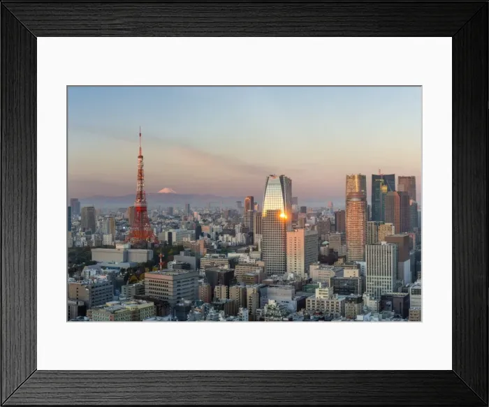 Framed Print : Elevated evening view of the city skyline and iconic Tokyo Tower, Tokyo, Japan, Asia Framed Print : Elevated evening view of the city skyline and iconic Tokyo Tower, Tokyo, Japan, Asia