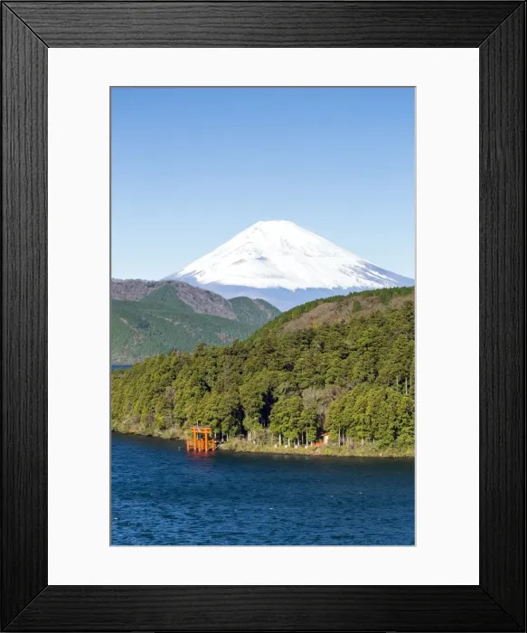 Framed Print : Lake Ashinoko with Mount Fuji behind, Fuji-Hakone-Izu National Park, Hakone, Shizuoka Framed Print : Lake Ashinoko with Mount Fuji behind, Fuji-Hakone-Izu National Park, Hakone, Shizuoka