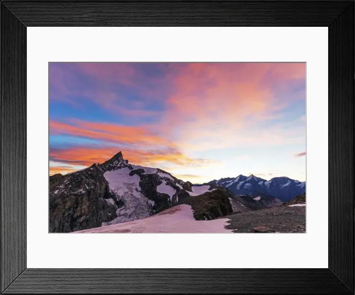 Framed Print : Sunrise view of Zinalrothorn, 4421m, from Ober Gabelhorn, 4063m, Zermatt, Valais Framed Print : Sunrise view of Zinalrothorn, 4421m, from Ober Gabelhorn, 4063m, Zermatt, Valais